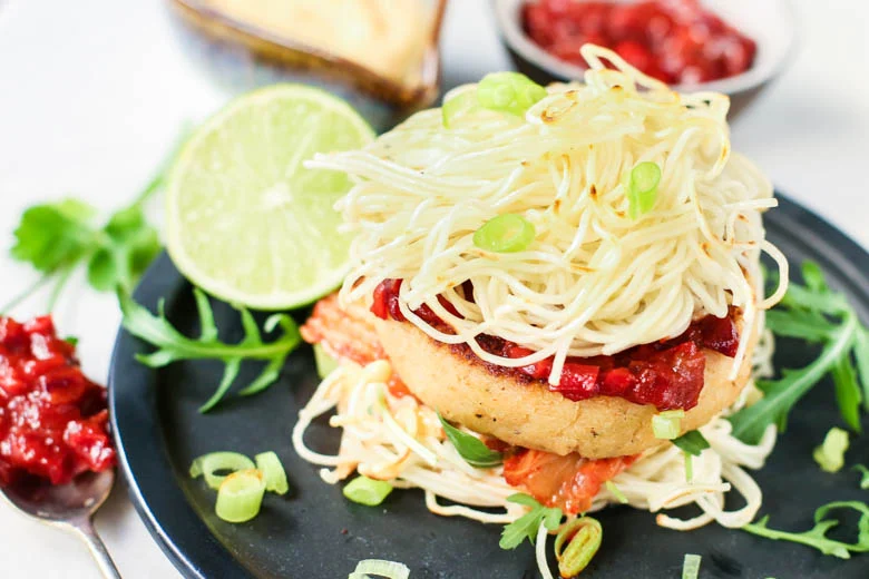Cook the Books: Garnalenburgers met noodles en misomayo uit De Beste Burgers 4 3M8A0052 2