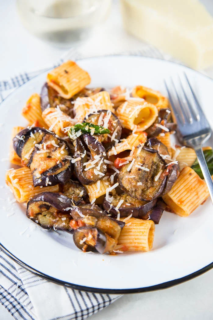 Cook the Books: Pasta alla Norma uit 'Foodies Kookboek' 3 3M8A1240