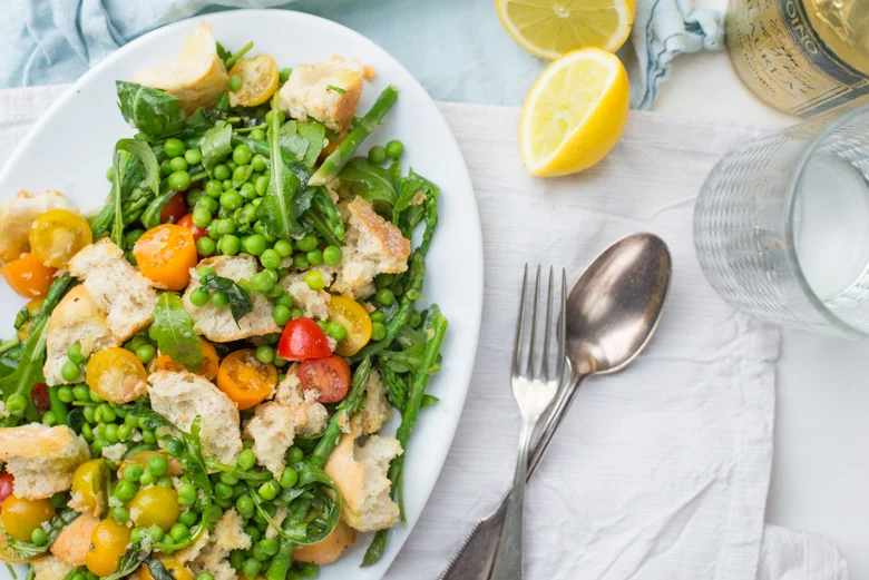 Panzanella met groene groenten