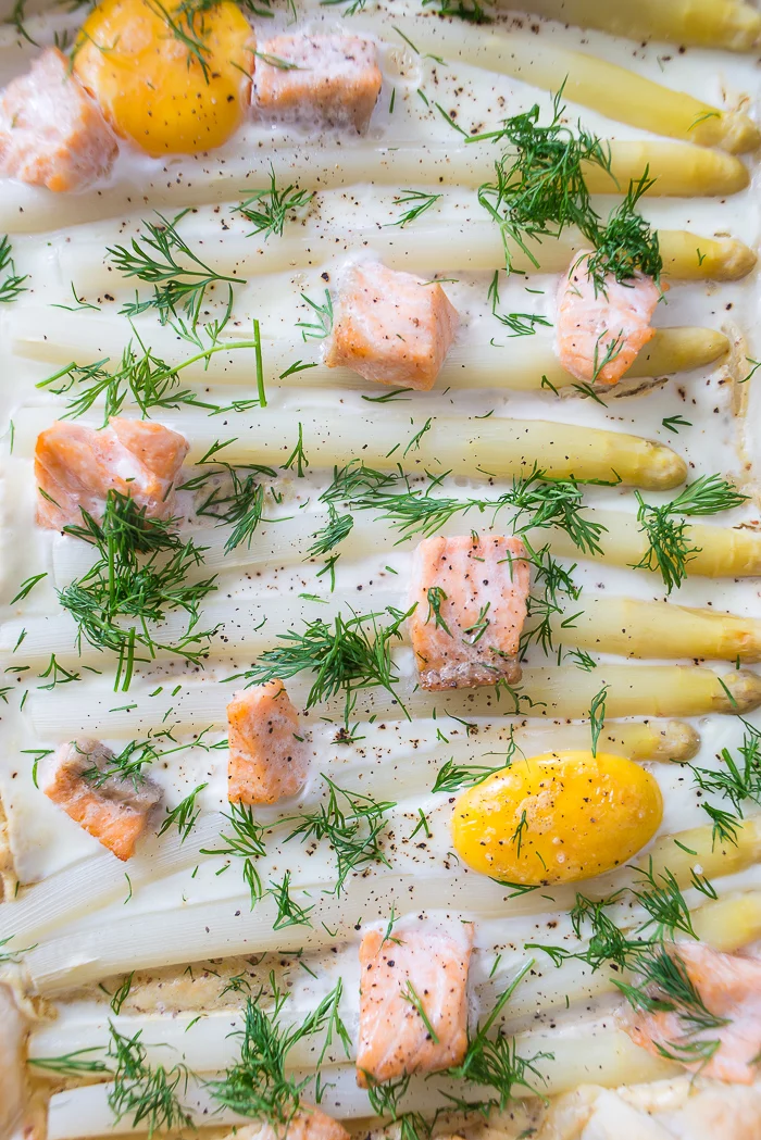 Plaattaart met witte asperges en zalm 1 Plaattaart met witte asperges en zalm