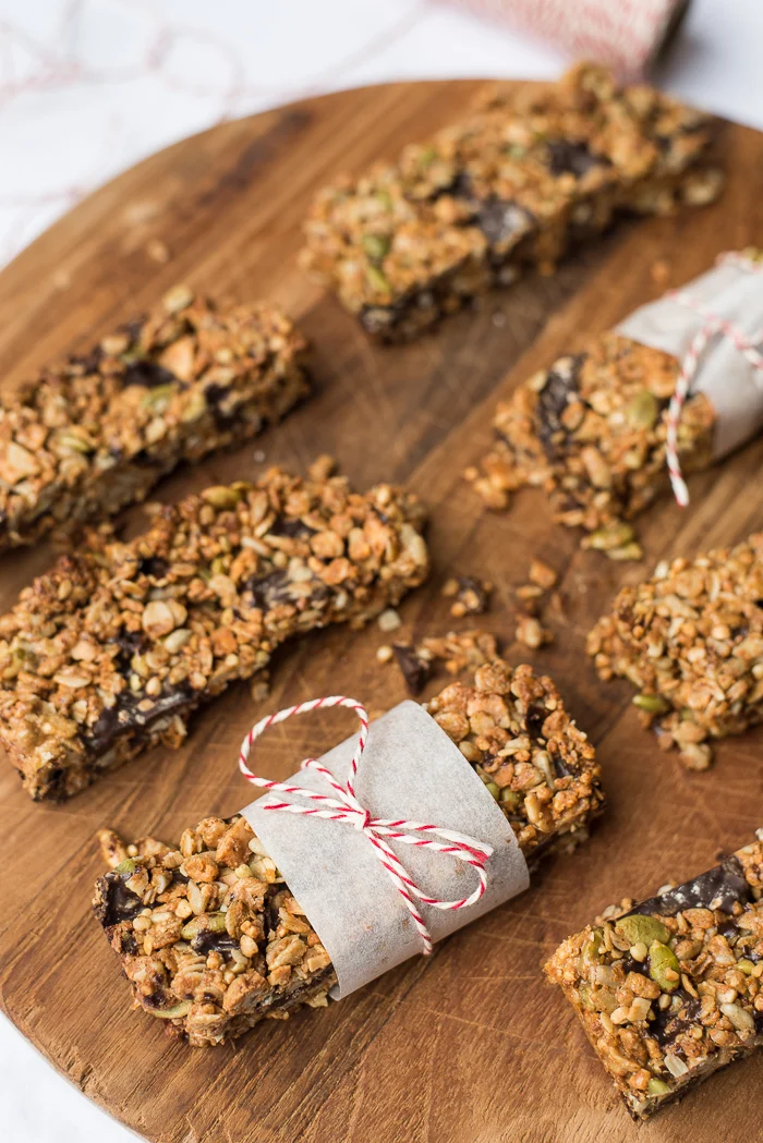 10x favoriete tussendoortjes (verantwoord) 8 Pindakaas-chocolade mueslirepen