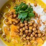 Zoete aardappelcurry met citroengras