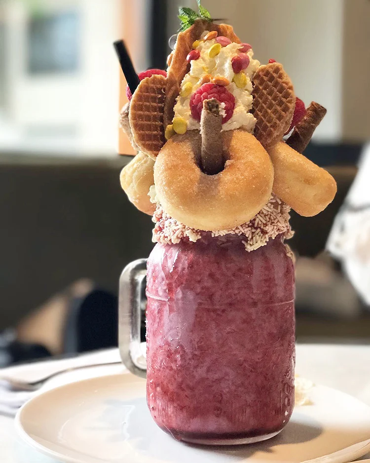 Foodies in Amsterdam (City Guide foodtour) 3 Krasnapolsky
