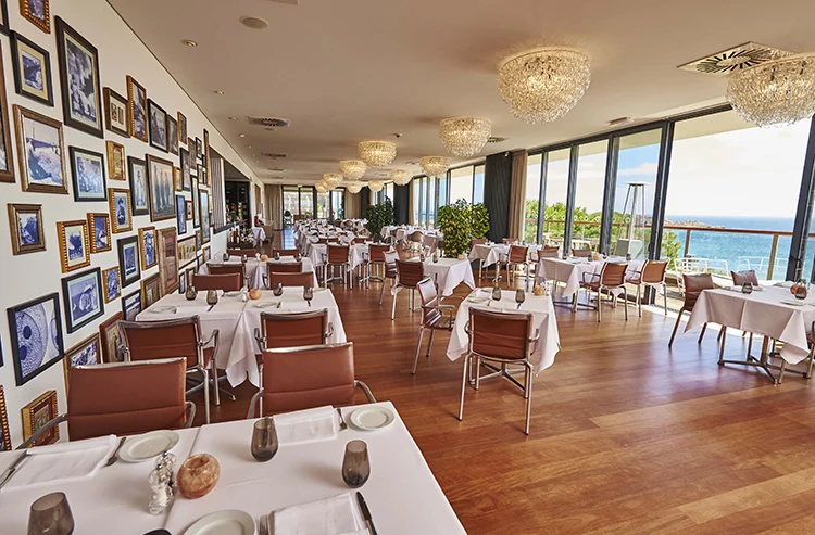 Tof initiatief: Baby's First Holiday van Martinhal 2 Restaurant Martinhal Sagres