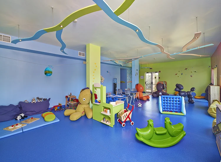 Tof initiatief: Baby's First Holiday van Martinhal 4 Raposhinos Kidsclub