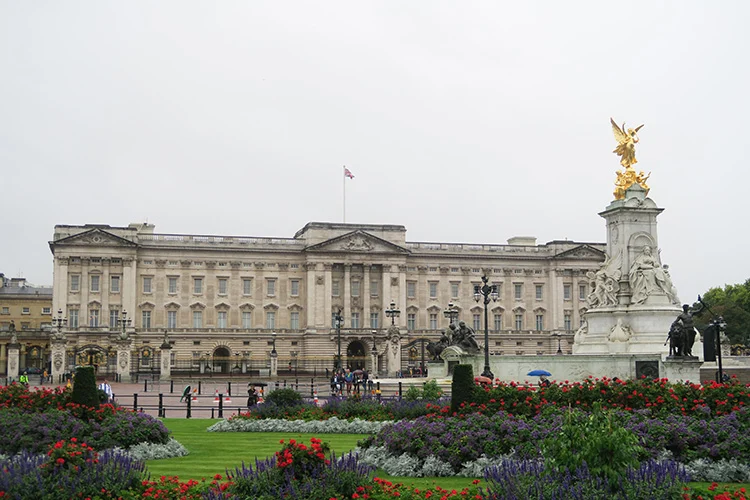 CITY GUIDE | LONDEN - TO DO 1 Buckingham palace