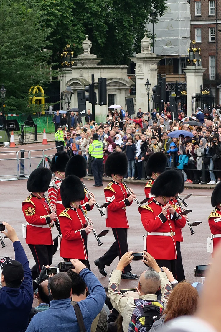 CITY GUIDE | LONDEN - TO DO 3 wisseling van de wacht