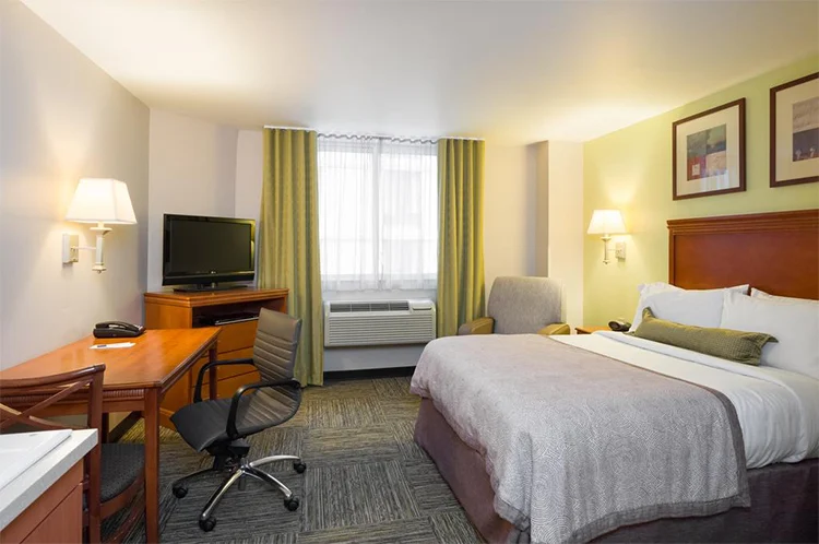 CITY GUIDE | NEW YORK - TO STAY 2 Candlewood Suites