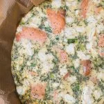 Frittata met gerookte zalm en geitenkaas