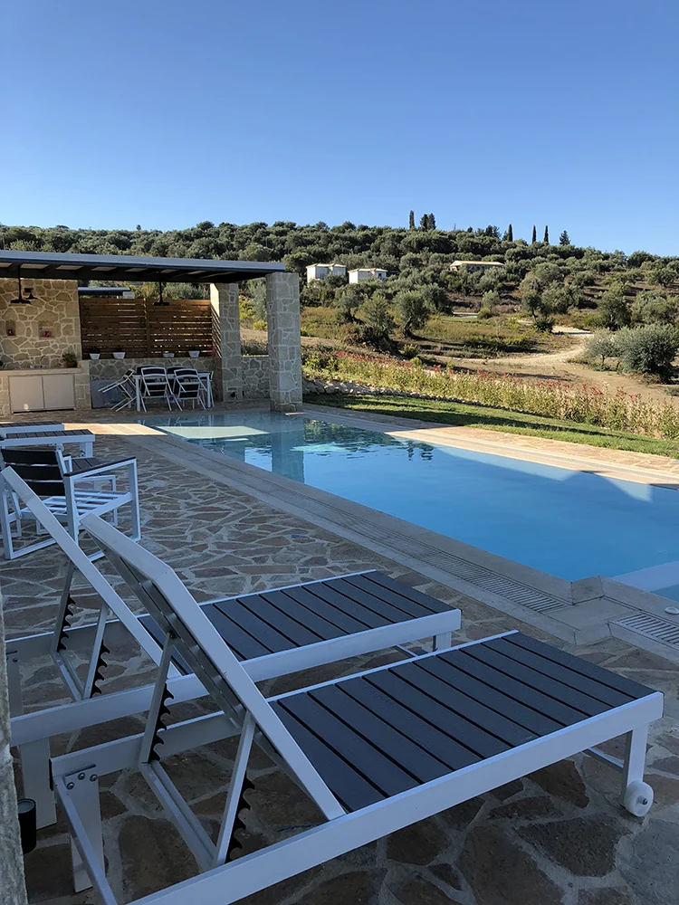 Van de bucketlist: verblijven in een privé villa 1 Megalithari Villa's