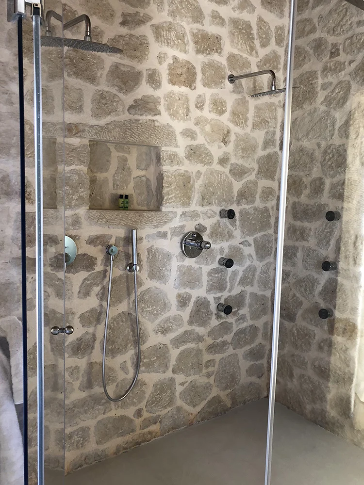 Van de bucketlist: verblijven in een privé villa 5 Megalithari Villa's