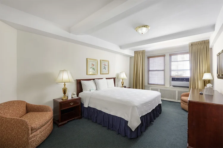 CITY GUIDE | NEW YORK - TO STAY 12 Salisbury Hotel