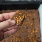 Baileysfudge met karamel crisp