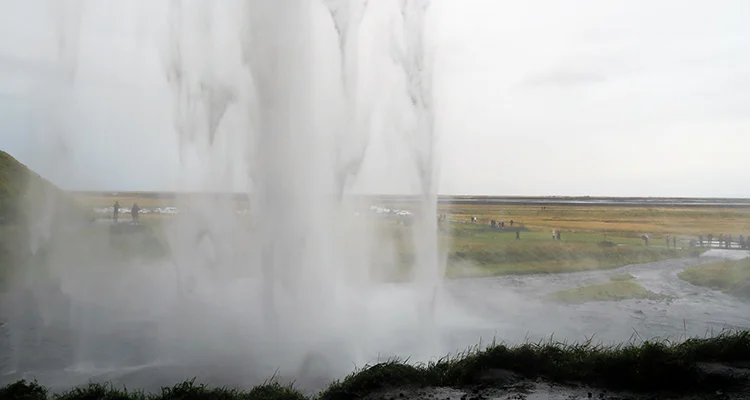 TRAVEL GUIDE | IJSLAND - TO DO 42 Travel Guide to do