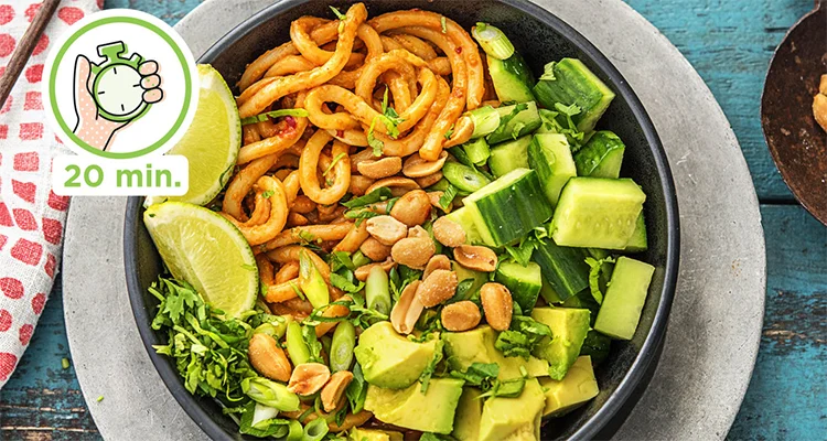 Quick & Easy: Udonnoedels met pittige pindasaus 44 Udonnoedels met pittige pindasaus