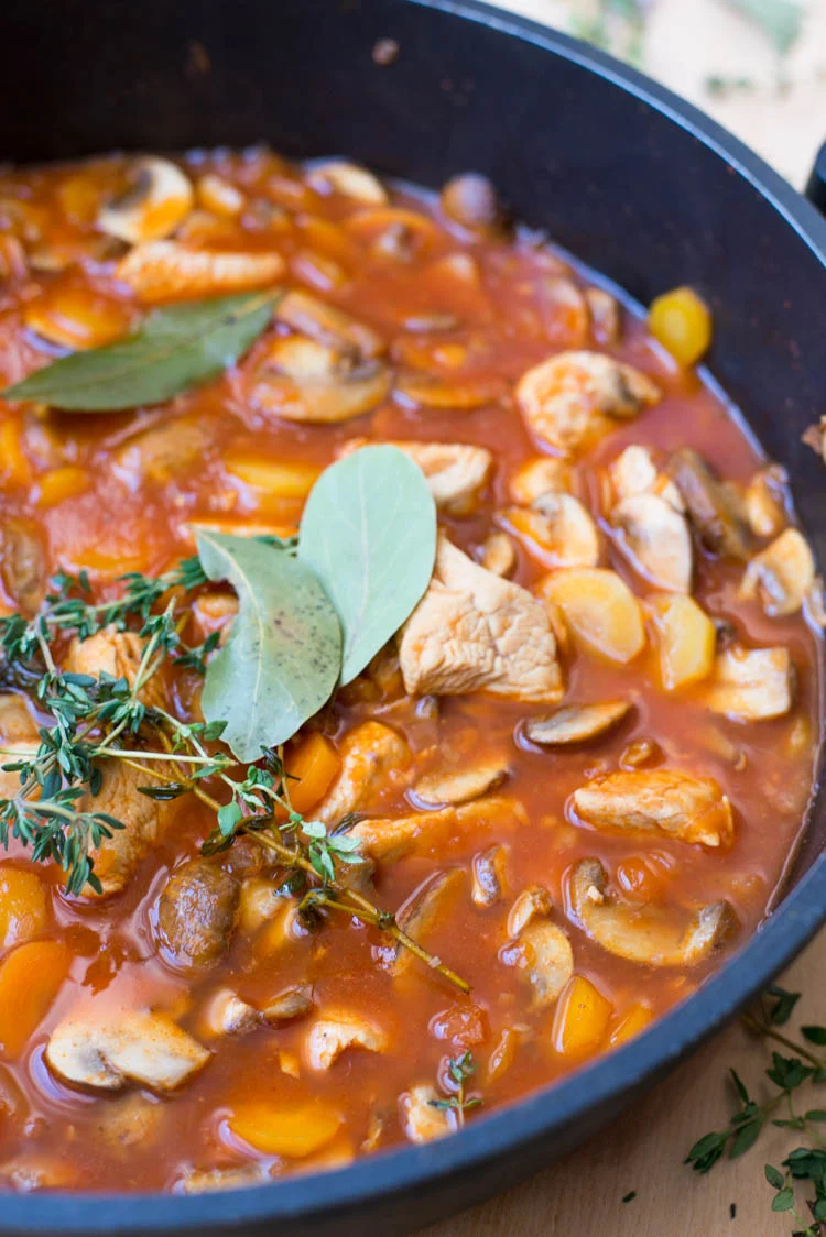 Kalkoenstoofpotje met champignons en wortel 2 Kalkoenstoofpotje met champignons en wortel