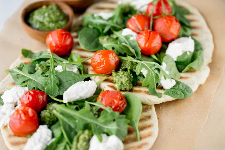 Naanbrood Pizza met Pesto en Ricotta 34 NaanbroodPizzas OMF FI