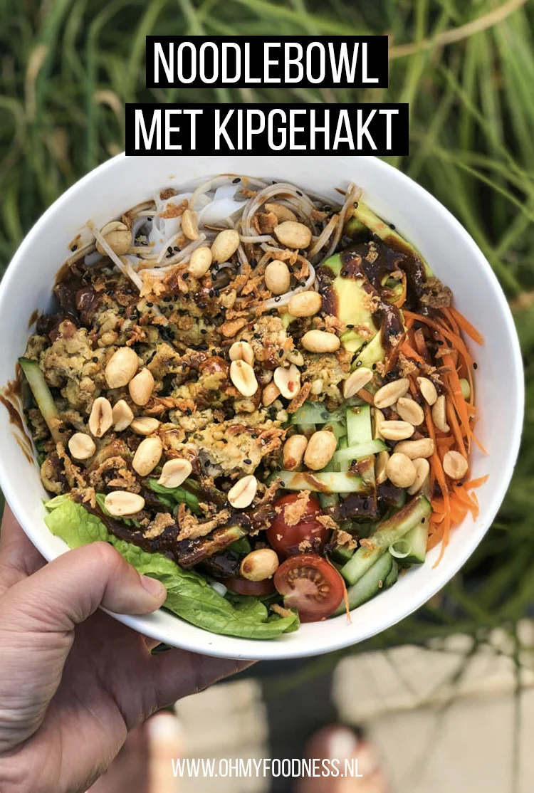 Noodlebowl met kipgehakt 2 Noodlebowl met kipgehakt