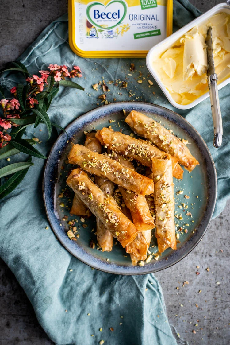 8x plantaardige toetjes 3 Vegan Baklava rolletjes