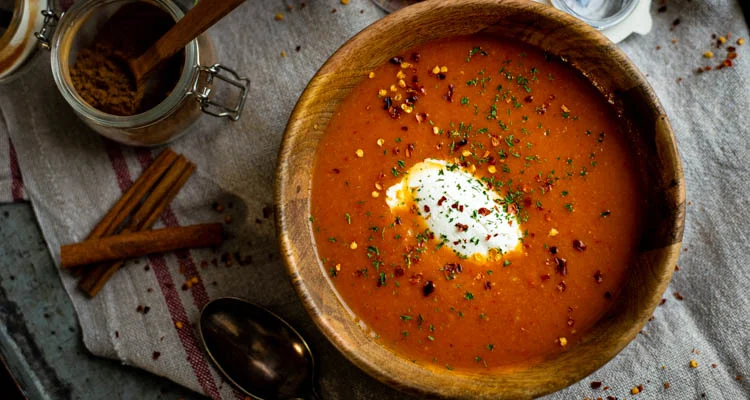 Geroosterde pompoensoep met pumpkin spice en gepofte knoflook 4 Geroosterde pompoensoep met pumpkin spice