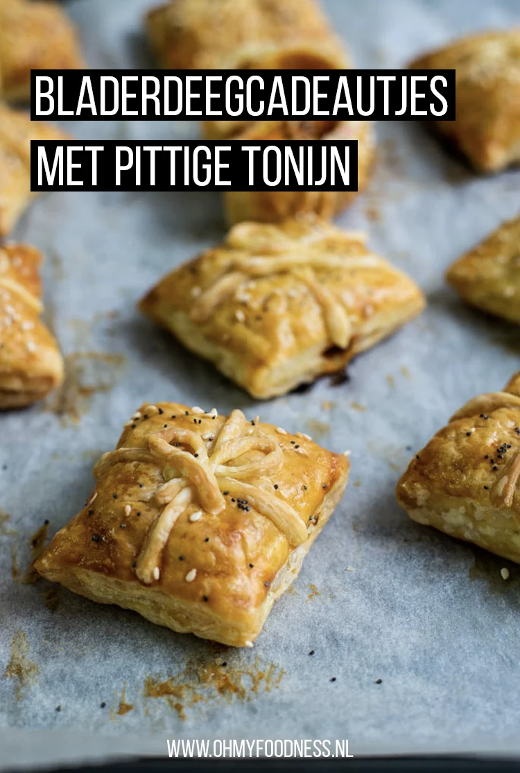 Bladerdeegcadeautjes met pittige tonijn 3 Bladerdeegcadeautjes met pittige tonijn