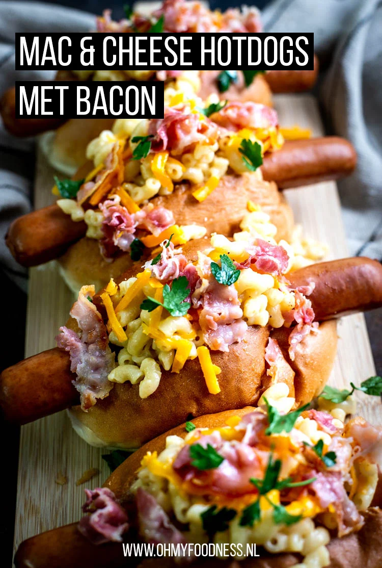 Fastfood Friday: Mac & Cheese hotdogs met bacon 3 Mac & Cheese hotdogs met bacon