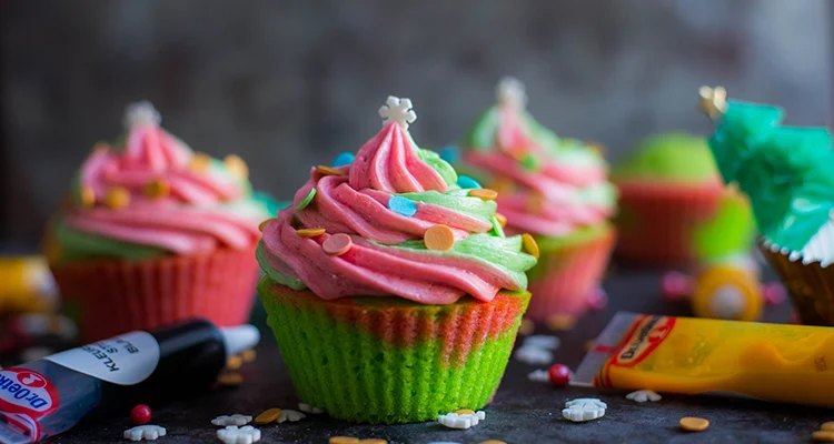 Feestelijke kerstcupcakes 21 Vrolijke kerstcupcakes