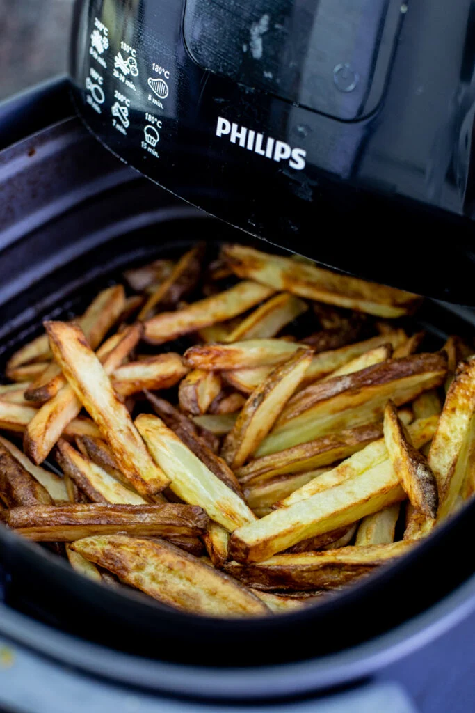 Zelfgemaakte verse friet uit de Airfryer 22 verse friet airfryer