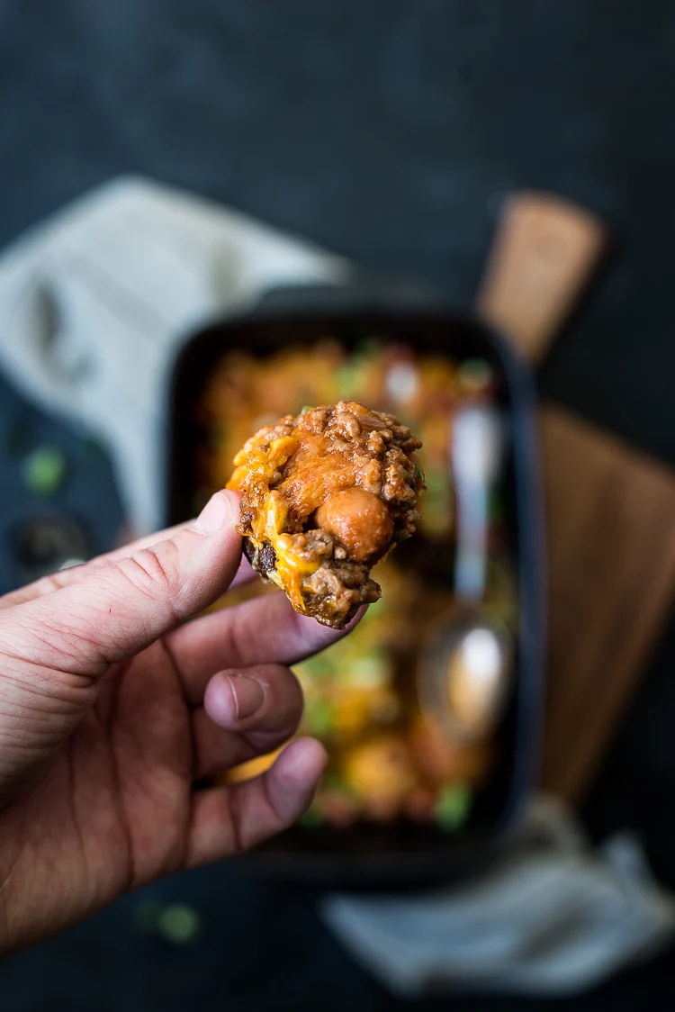 Fastfood Friday: Tasty's Chili hotdogs uit de oven 4 Chili hotdogs uit de oven