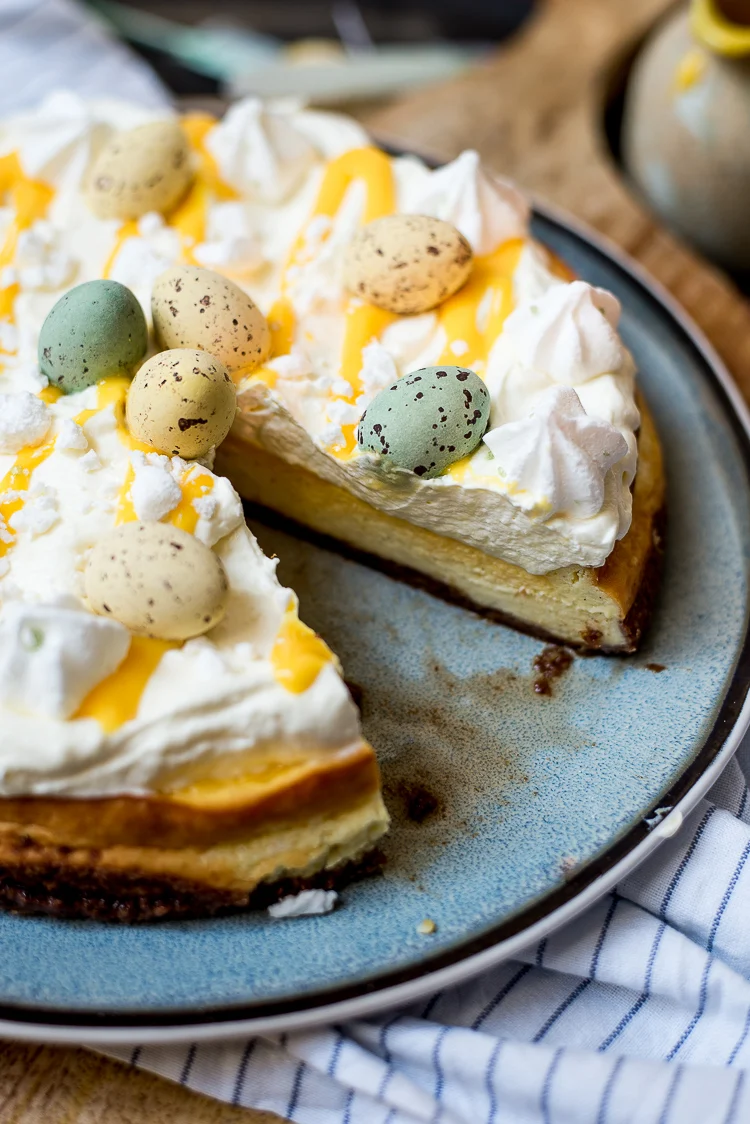 Fastfood Friday: Advocaat-cheesecake met paaseitjes 3 Advocaat-cheesecake met paaseitjes