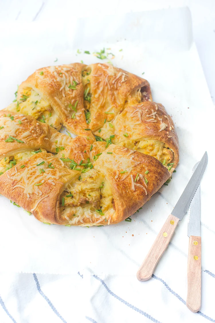 15x de fijnste recepten voor Pasen 2 Croissantring met ei