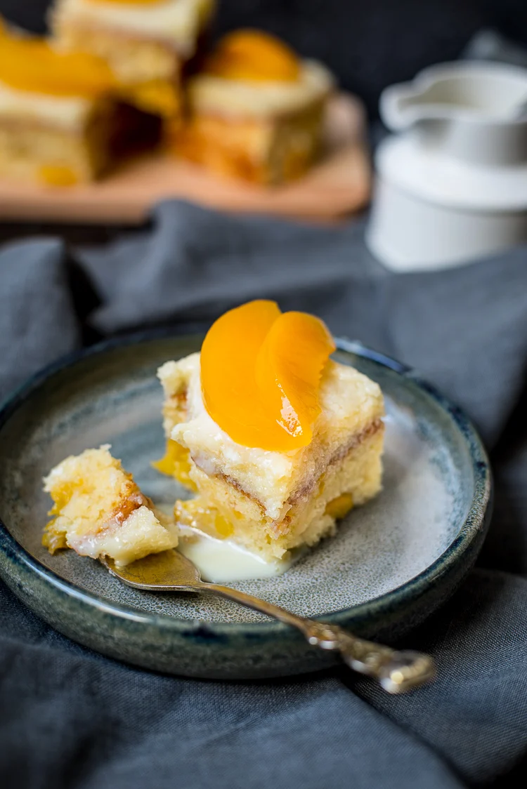 Fastfood Friday: Sticky perzikcake met kokos 2 Sticky perzikcake met kokos