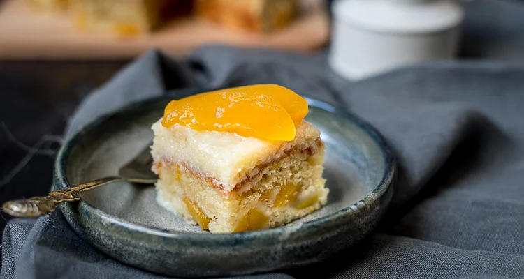 Fastfood Friday: Sticky perzikcake met kokos 27 Sticky perzikcake met kokos
