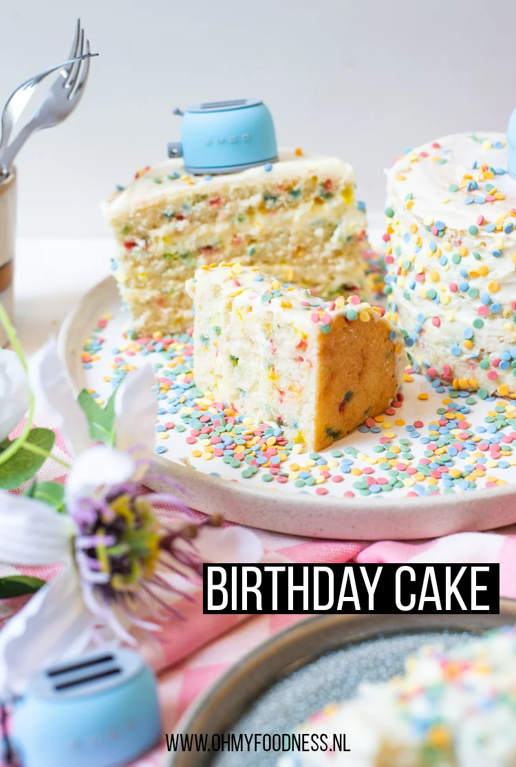 Mini Birthday cakes & Win een keukenmachine van Smeg! 4 Birthday cake