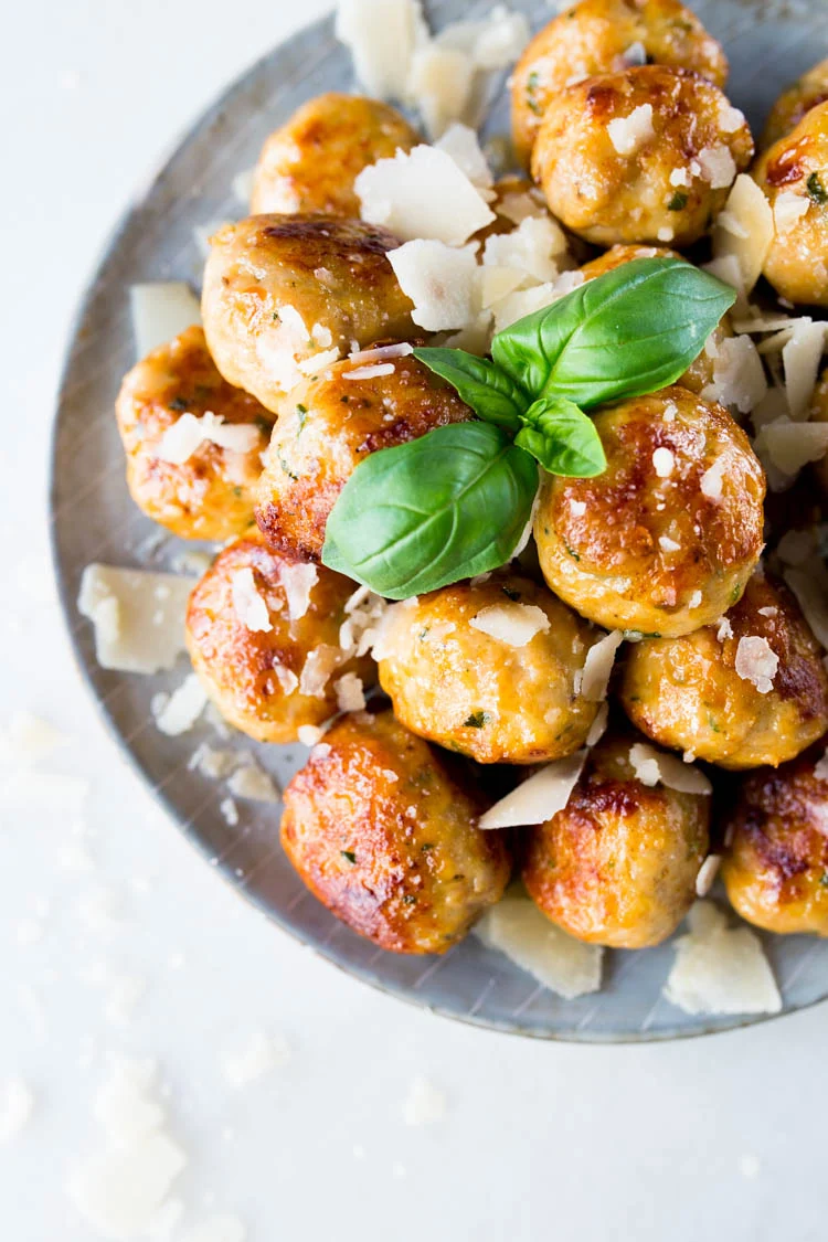 Kipgehaktballetjes met Parmezaan 1 ParmezaanseGehaktballetjes ST 2