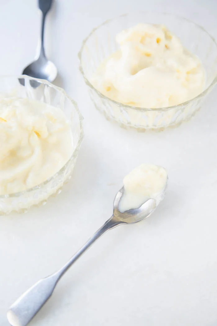 8x de lekkerste ijsrecepten 6 Snel yoghurt-ananasijs