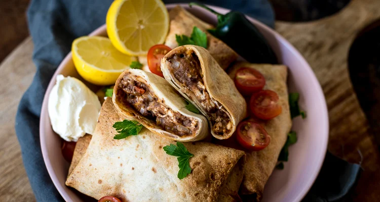 Fastfood Friday: Chimichangas met kip (krokant gevulde wraps) 27 Chimichanga's met kip