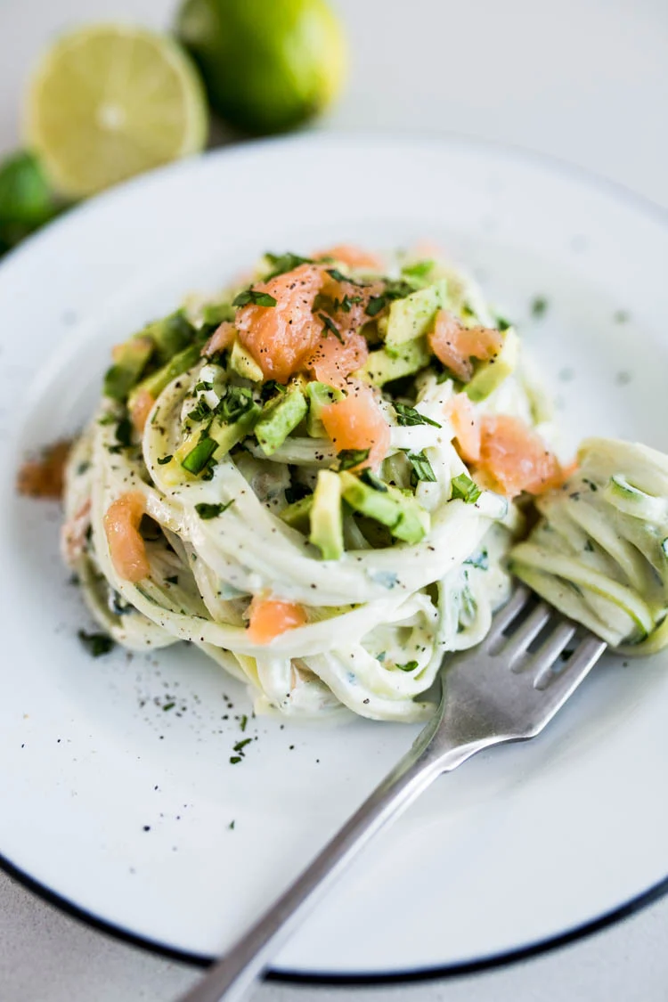 Romige courgetti met gerookte zalm en limoenricotta 1 Courgetti met gerookte zalm