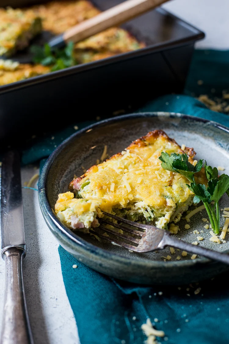 Omelet uit de oven met prei en spek 2 Omelet uit de oven met prei en spek