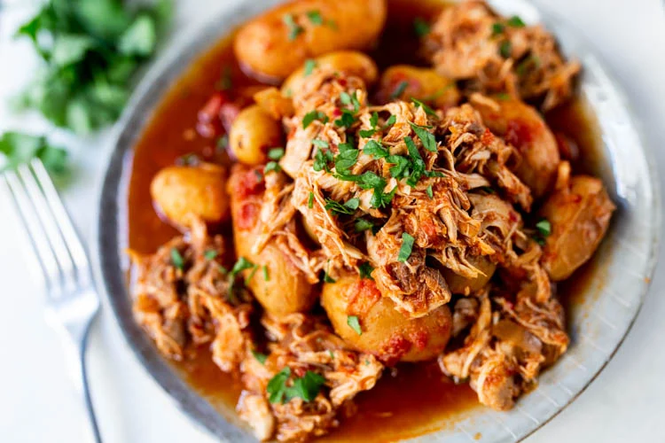 Pittig tomatenstoofpotje met kip en aardappel 2 PittigTomatenStoofpotjemetKipenAardappel FI