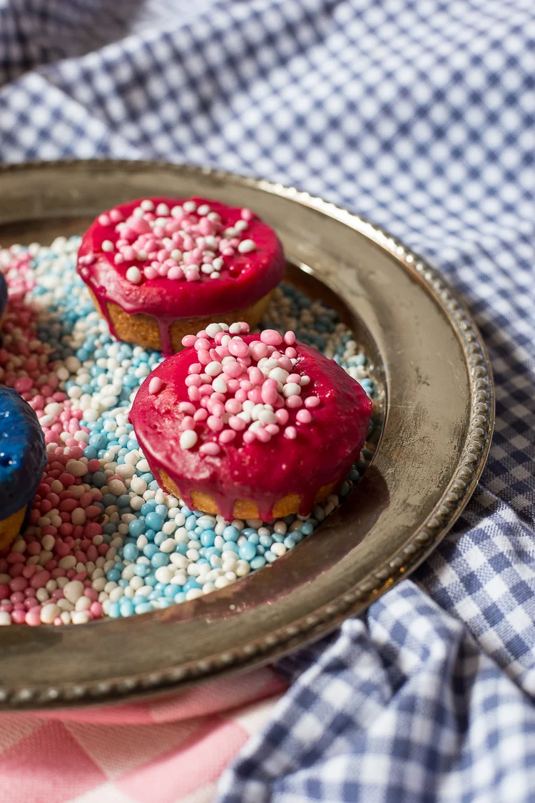 Blauwe/roze koeken met muisjes 2 Blauwe/roze koeken met muisjes