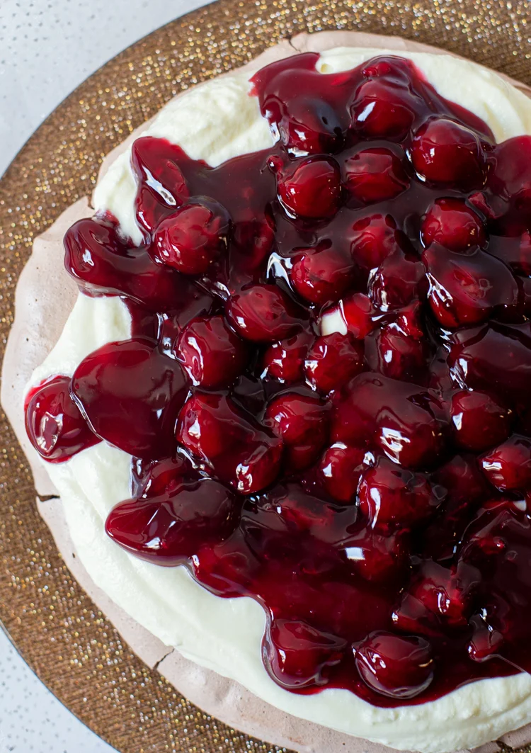 Fastfood Friday: Chocoladepavlova met kersen 1 Chocoladepavlova met kersen