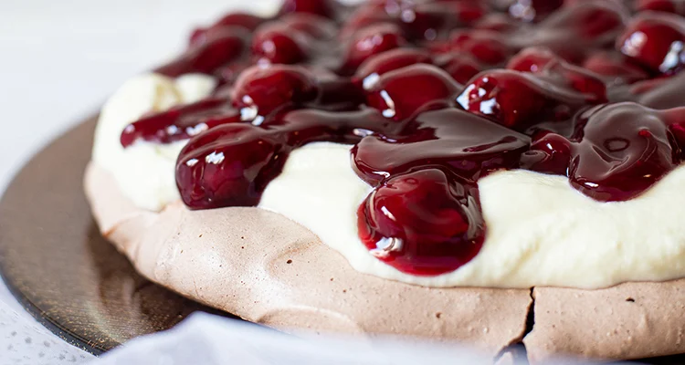 Fastfood Friday: Chocoladepavlova met kersen 27 Chocoladepavlova met kersen