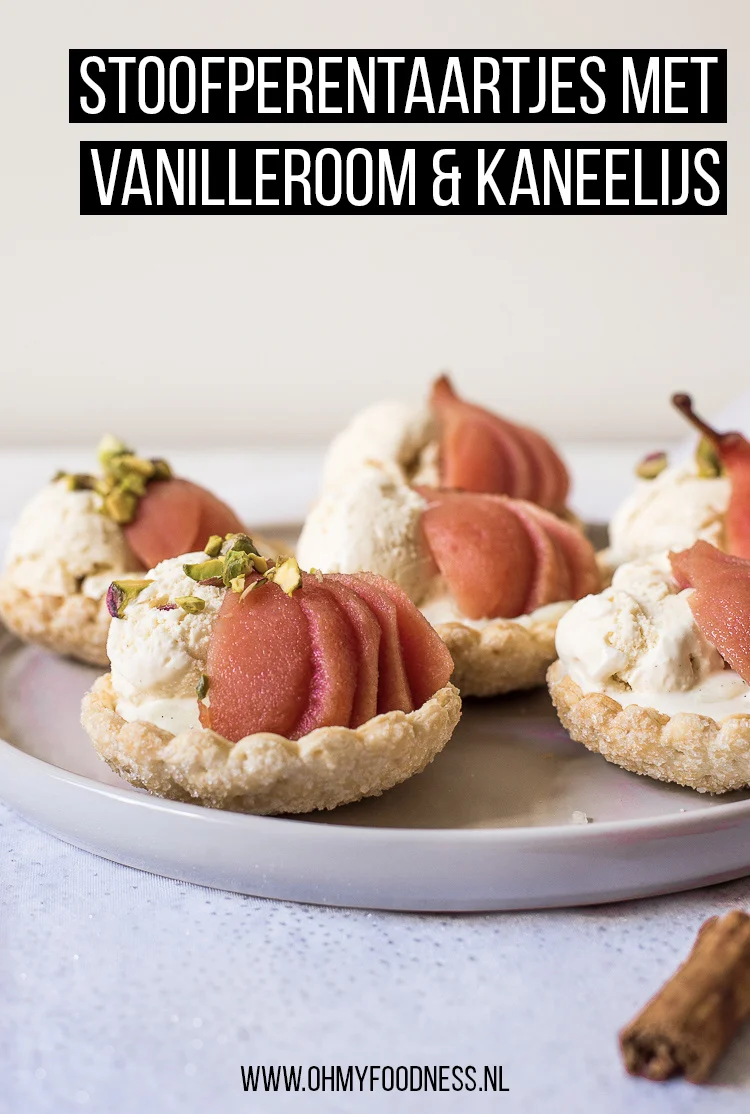 Stoofperentaartjes met vanilleroom en kaneelijs 3 Stoofperentaartjes met vanilleroom en kaneelijs