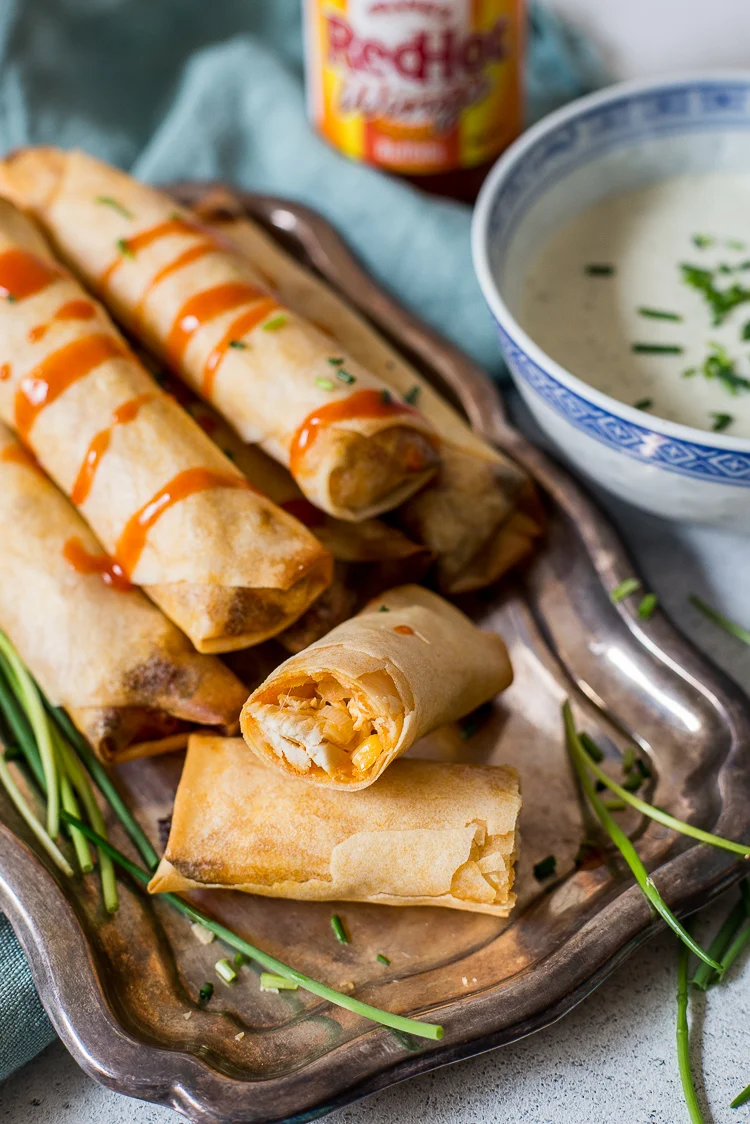 Fastfood Friday: Buffalo chicken loempiaatjes met mais 1 Buffalo chicken loempiaatjes