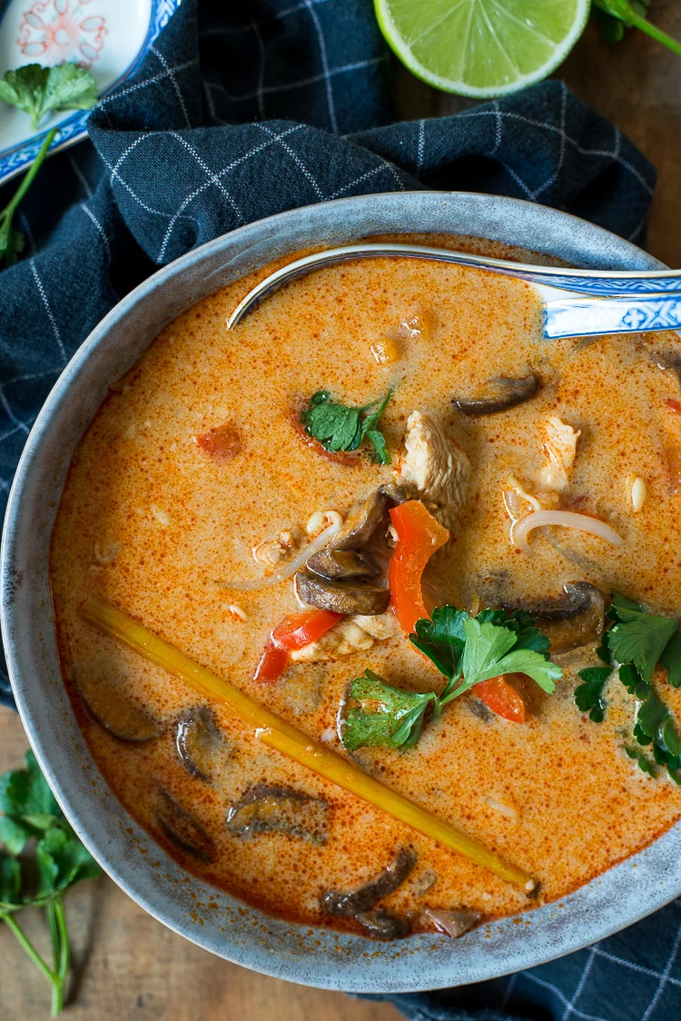 Pittige Thaise pindasoep 1 Pittige Thaise pindasoep