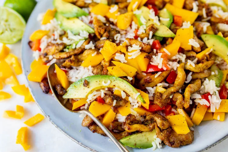Koude rijstsalade met kip en mango 42 RijstsaladeMangoKip FI