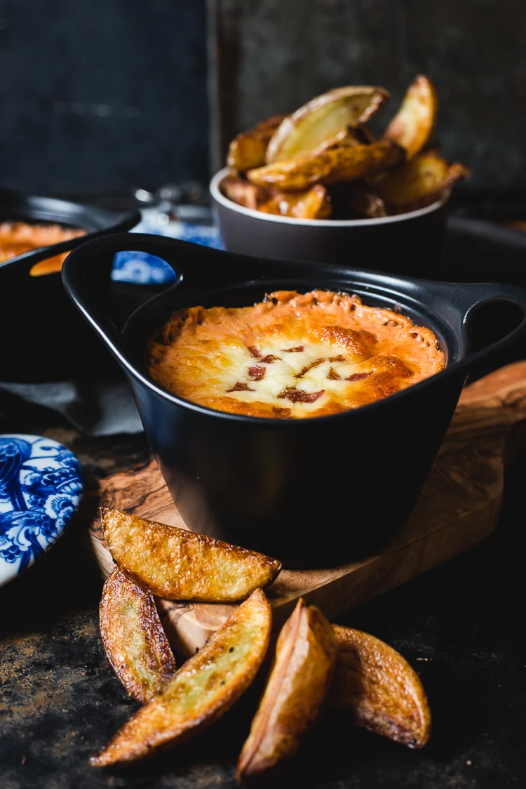 Fastfood Friday: Aardappelwedges met pizzadip 1 Aardappelwedges met pizzadip