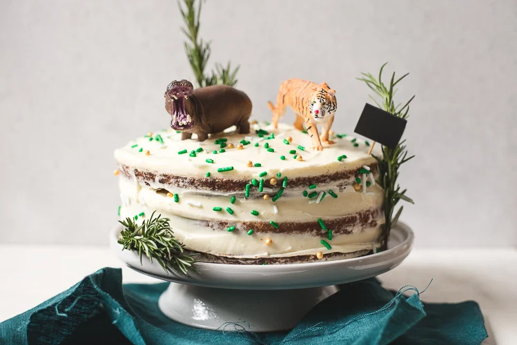 Jungletaart voor Vic's verjaardag (naked carrotcake) 17 Jungletaart (naked carrotcake)