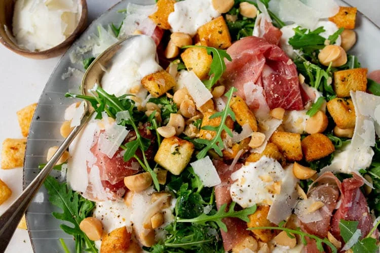 Zomerse Salade met Parmaham, Citroenricotta en Macadamia's 17 SaladeParmaMacadamia FI